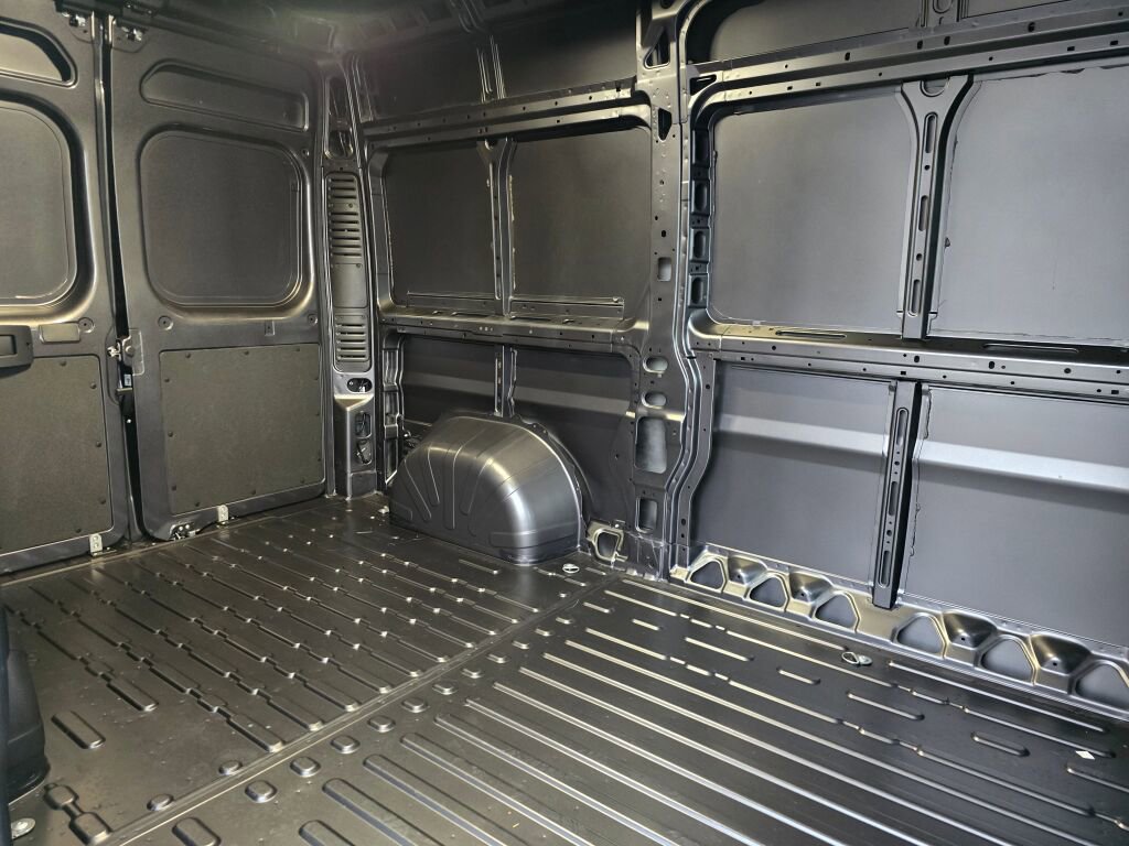 New 2026 RAM ProMaster 1500 w/ Premium Convenience Group image 16
