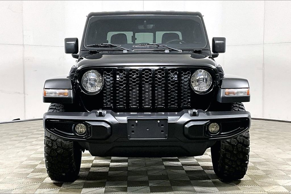 Used 2023 Jeep Gladiator Willys image 3