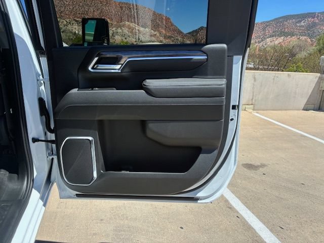 New 2026 Chevrolet Silverado 3500 LTZ w/ LTZ Convenience Package AWD/4WD image 17