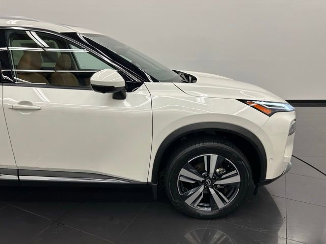 Certified 2023 Nissan Rogue Platinum w/ Platinum Premium Package image 15