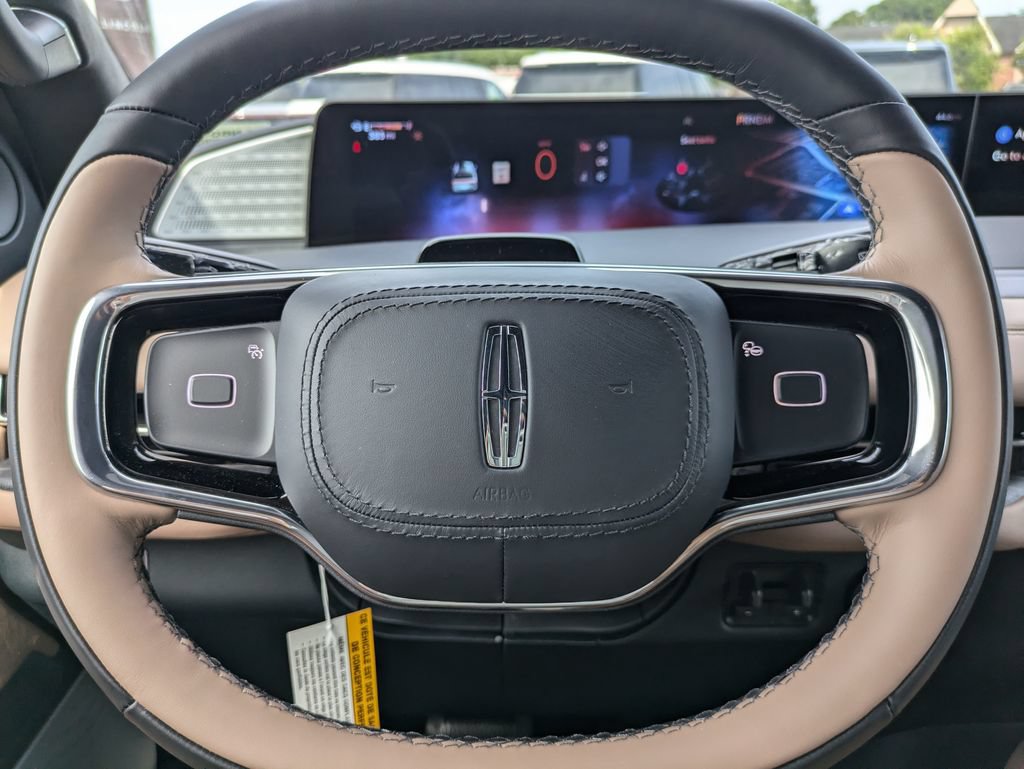 New 2026 Lincoln Navigator L Black Label AWD/4WD image 31