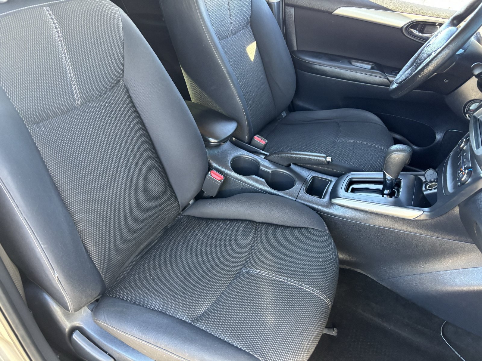 Used 2017 Nissan Sentra S FWD image 11