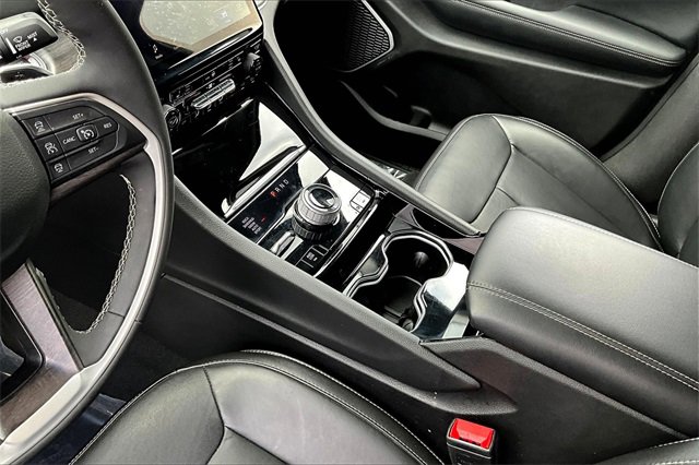 Used 2022 Jeep Grand Cherokee Limited 4xe w/ MOPAR Finishing Package image 15