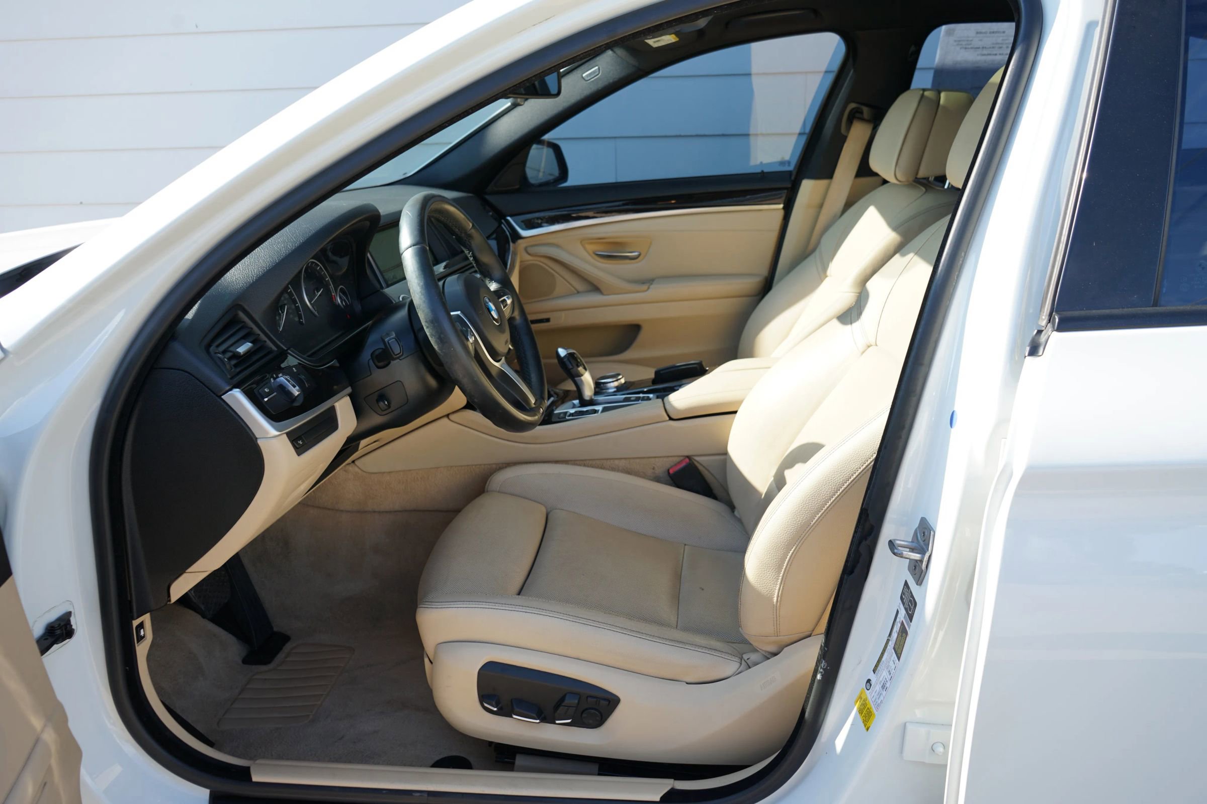 Used 2014 BMW 535i Sedan image 15