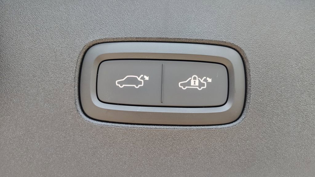 New 2025 Volvo EX90 Ultra AWD/4WD image 36