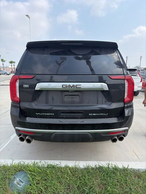 Used 2022 GMC Yukon Denali w/ Denali Premium Package RWD image 10