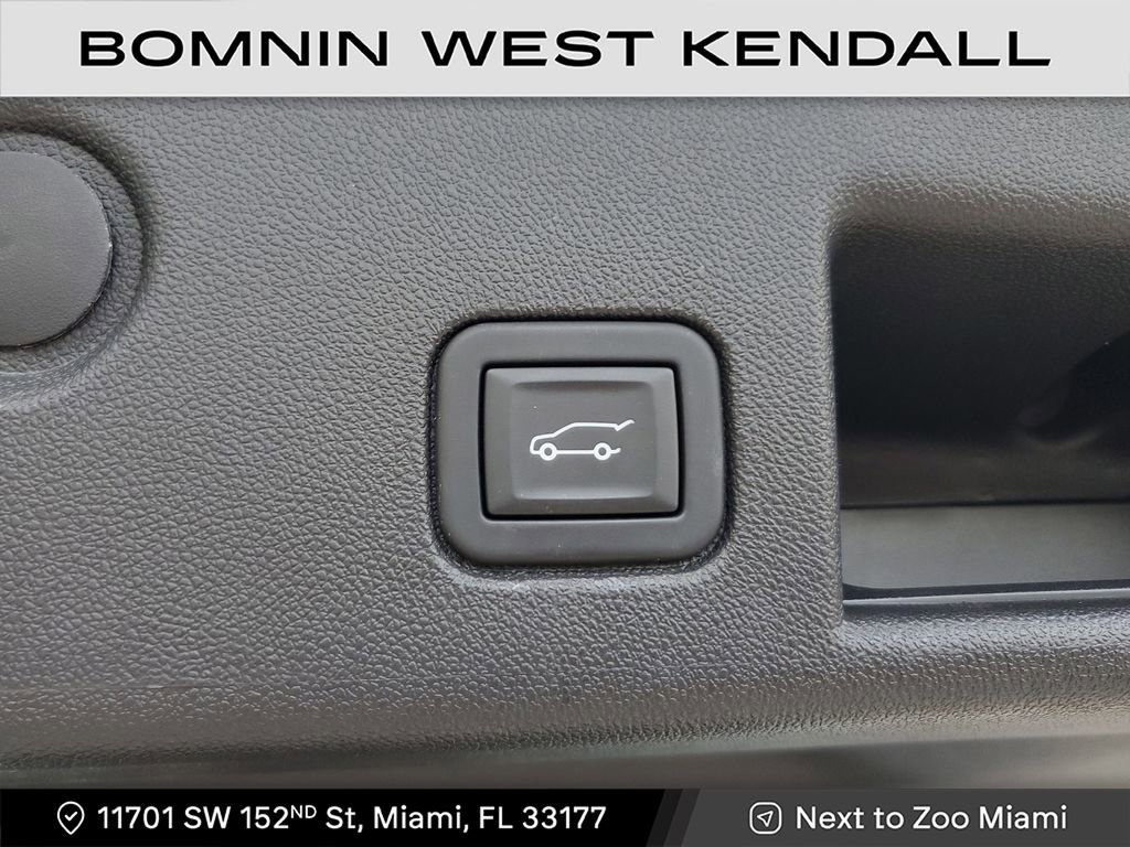 Used 2023 Chevrolet Equinox LT image 14