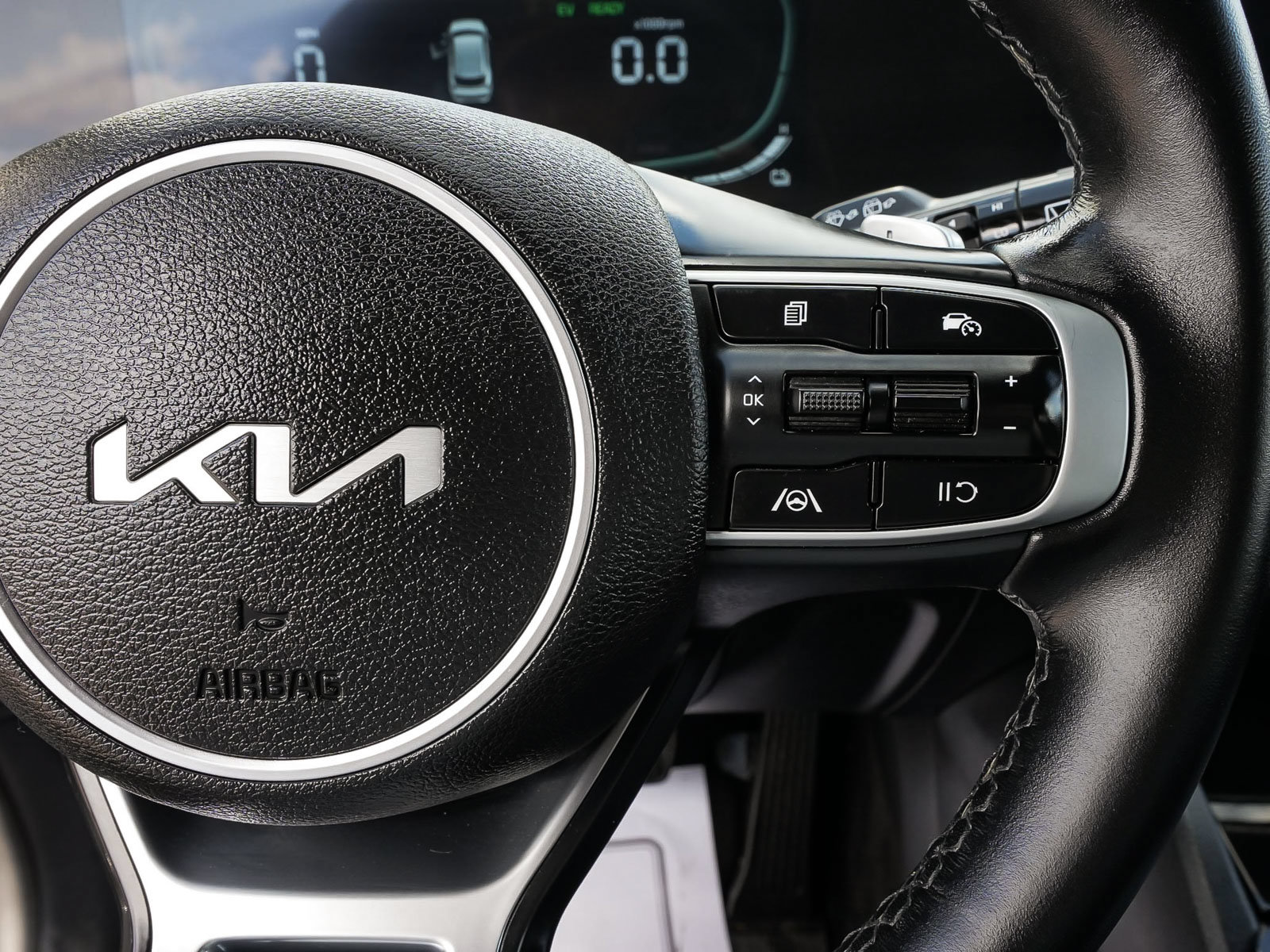Used 2025 Kia Sportage X-Line AWD/4WD image 21
