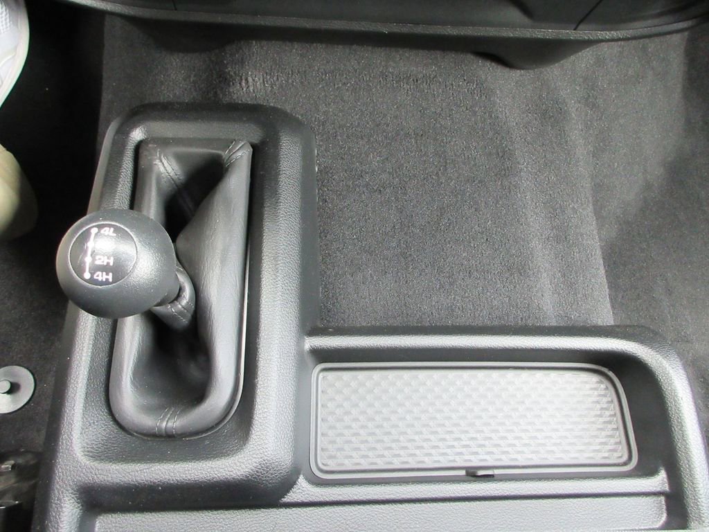 Used 2024 RAM 3500 Tradesman w/ Chrome Appearance Group AWD/4WD image 30