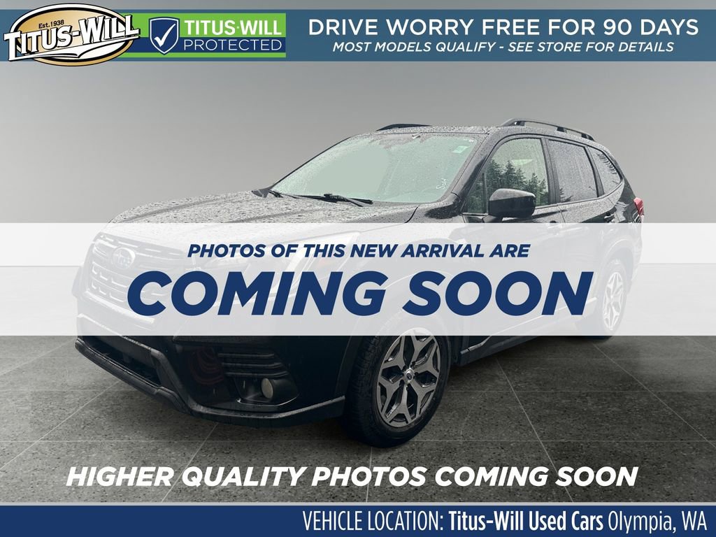 Used 2022 Subaru Forester Premium image 2