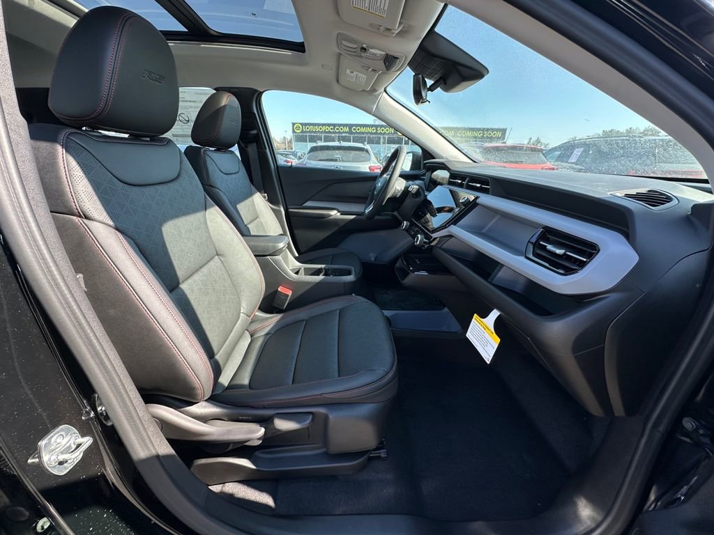 New 2027 Chevrolet Bolt RS w/ Technology Package FWD image 22