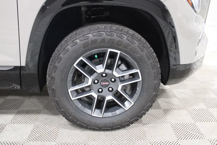 New 2026 GMC Terrain AT4 AWD/4WD image 44