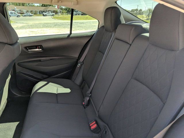 Used 2020 Toyota Corolla LE image 13