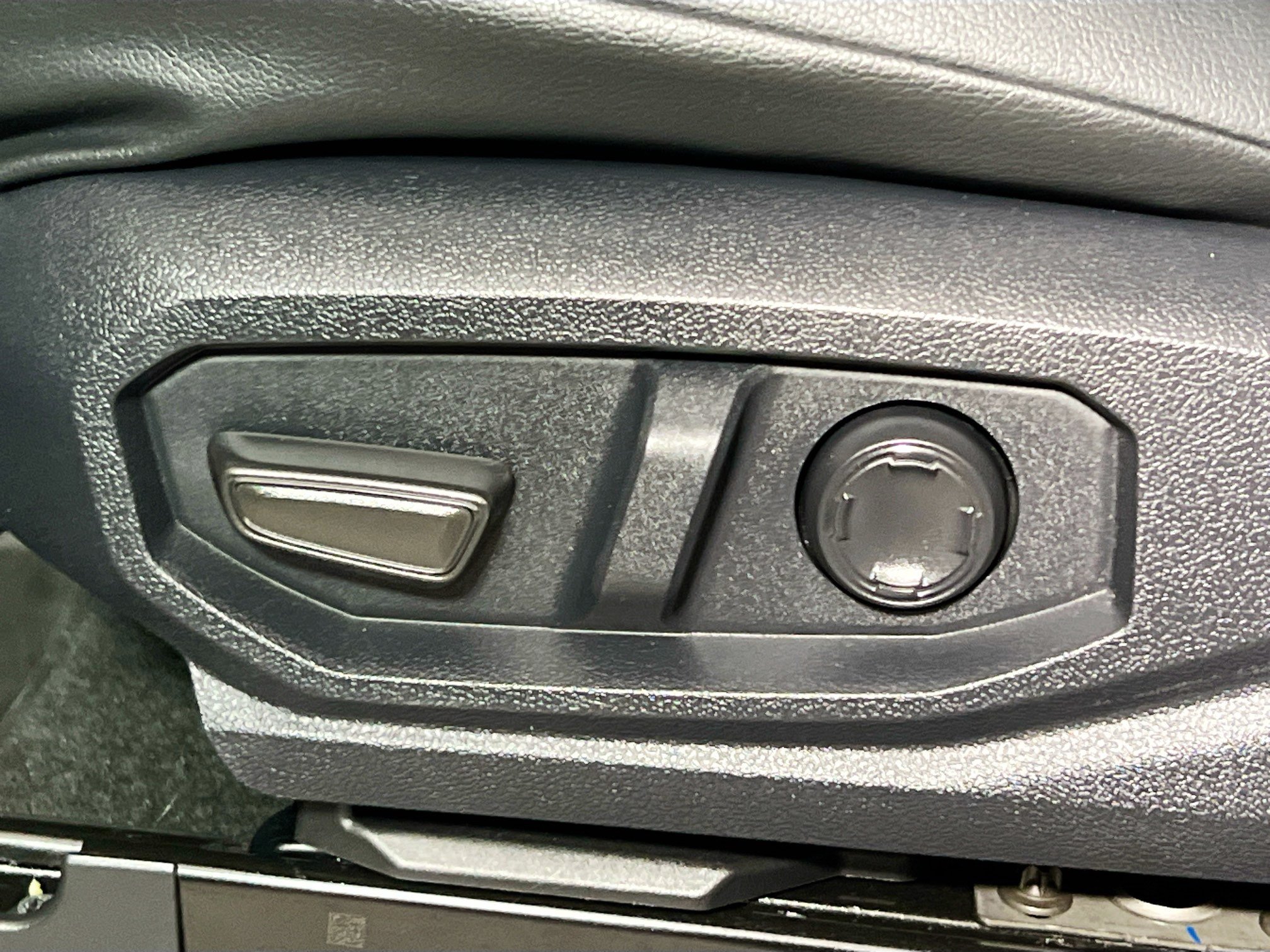 Used 2024 Toyota Tacoma TRD Pro AWD/4WD image 15