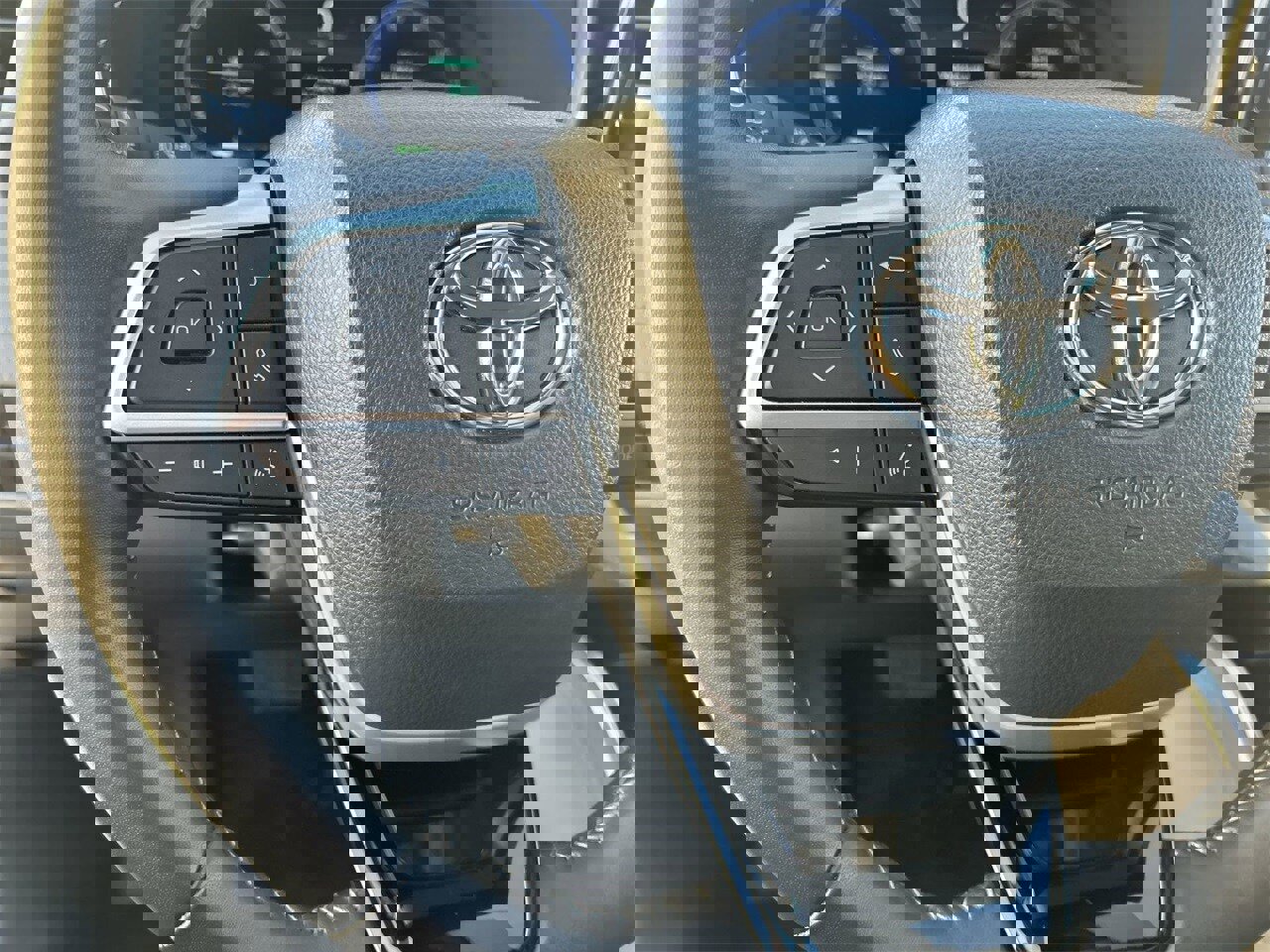 Used 2024 Toyota Highlander Limited image 21