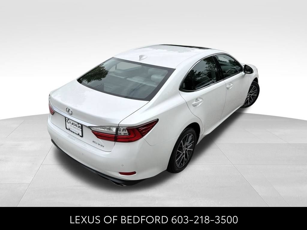 Used 2017 Lexus ES 350 w/ Luxury Package FWD image 6
