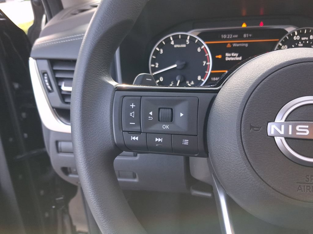 Certified 2023 Nissan Rogue SV FWD image 19