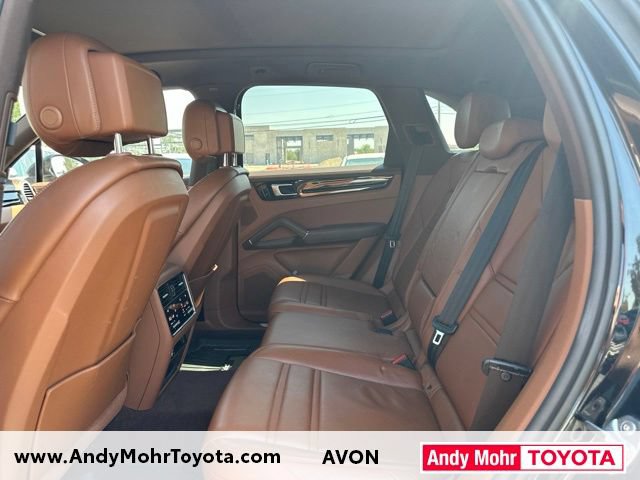 Used 2019 Porsche Cayenne AWD/4WD image 9