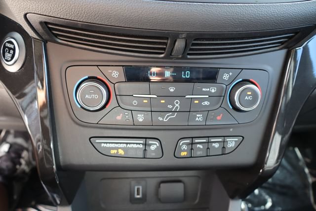 Used 2017 Ford Escape Titanium w/ Equipment Group 301A FWD image 36