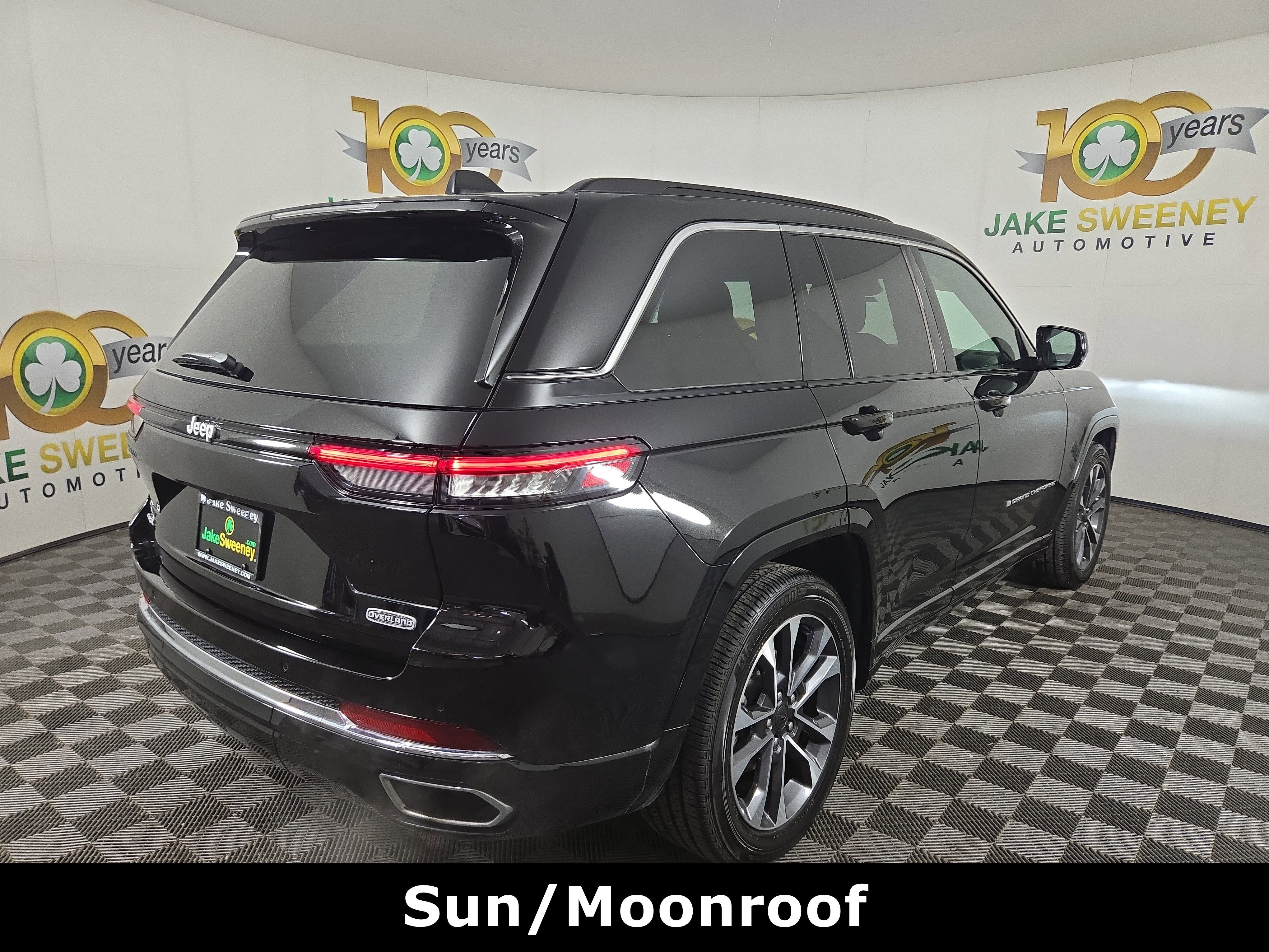 Certified 2025 Jeep Grand Cherokee Overland image 10