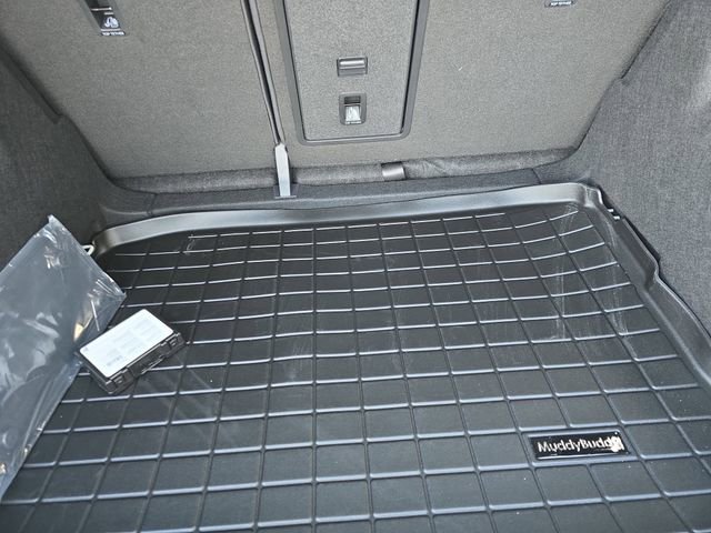 New 2026 Volkswagen Taos S FWD image 19