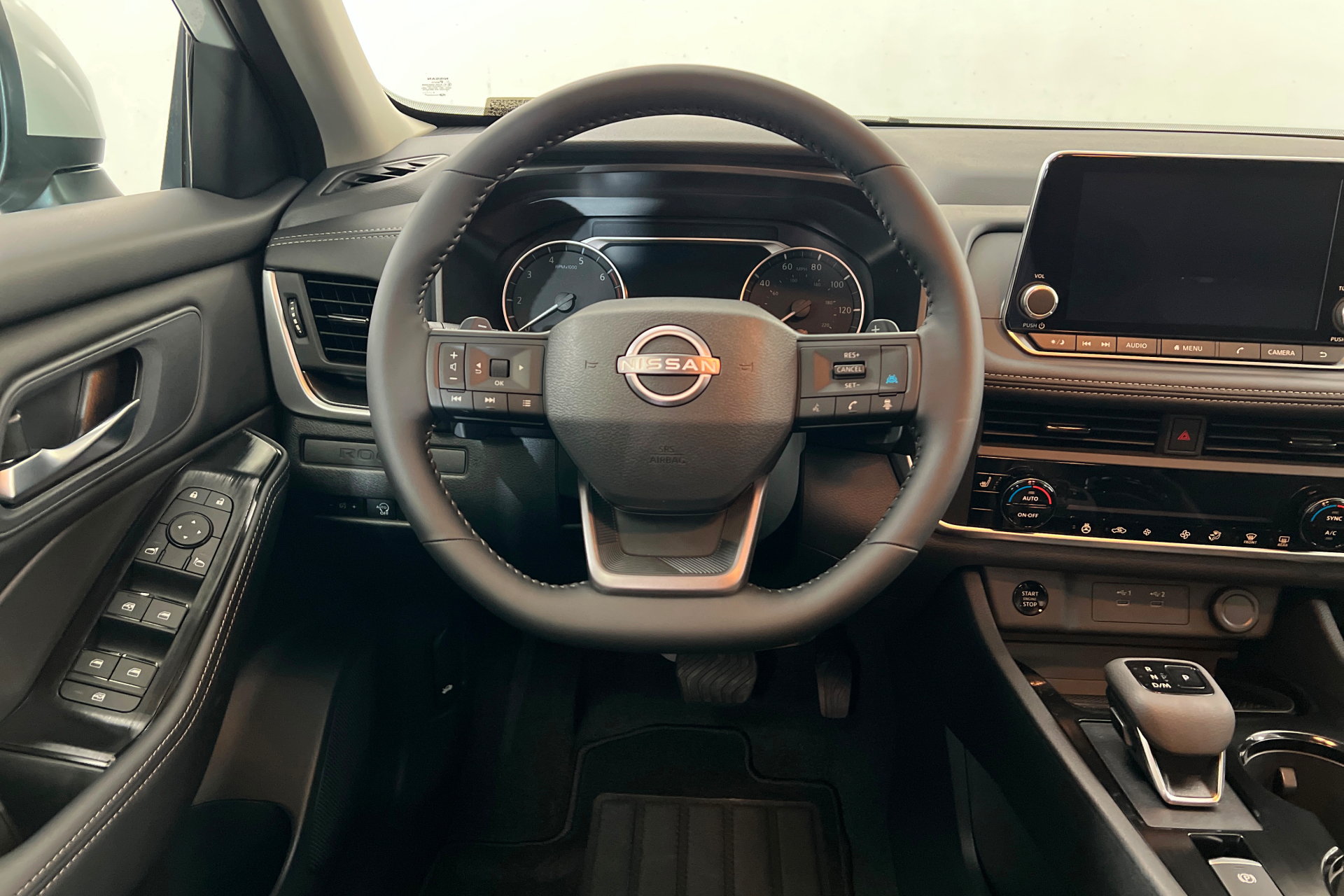 New 2026 Nissan Rogue SV w/ Cold Weather Package AWD/4WD image 12