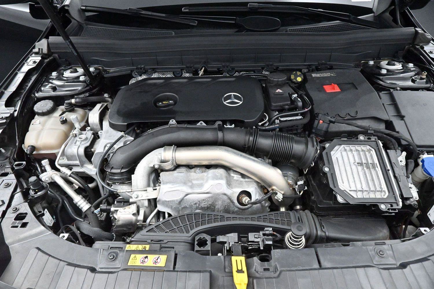 Used 2024 Mercedes-Benz GLB 250 image 35