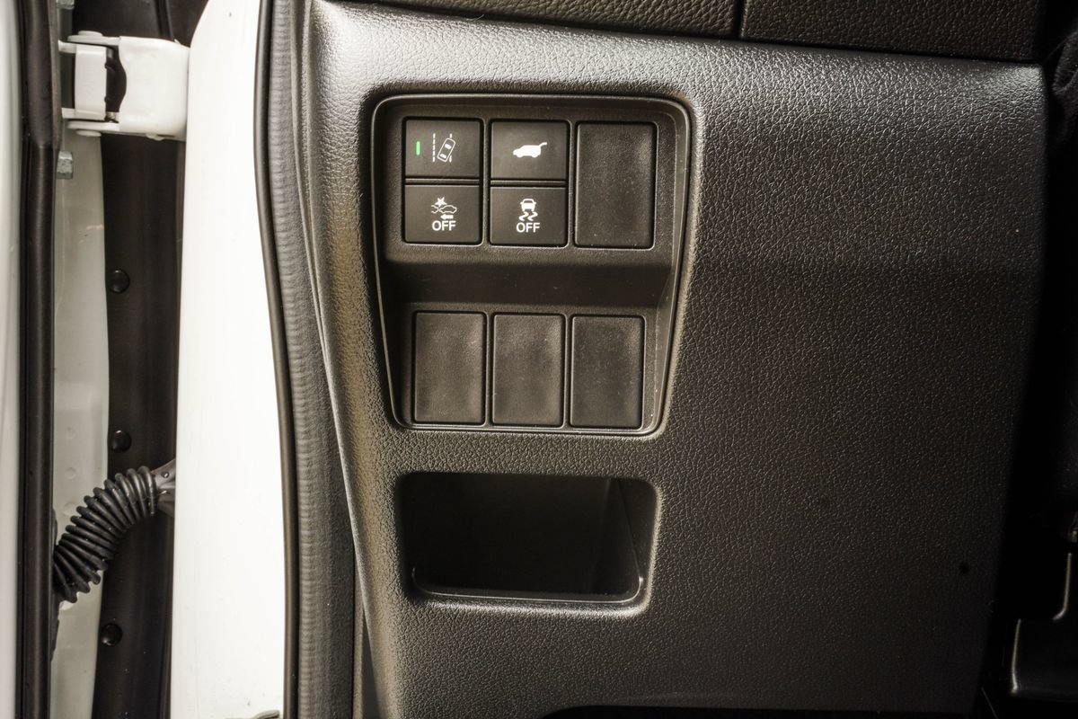 Used 2020 Honda CR-V Touring image 31