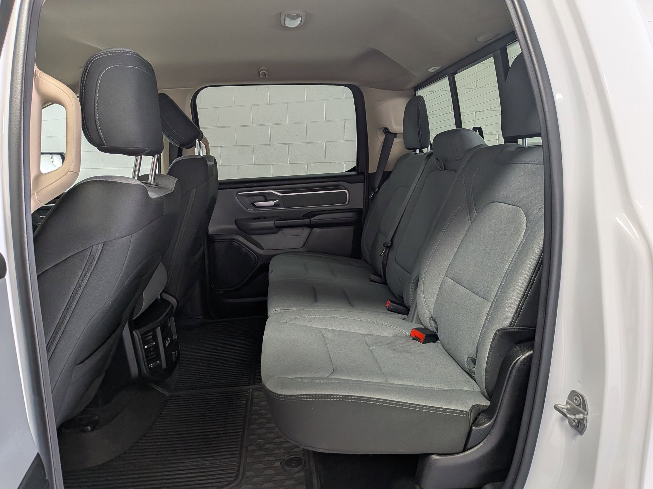 Used 2020 RAM 1500 Big Horn image 29