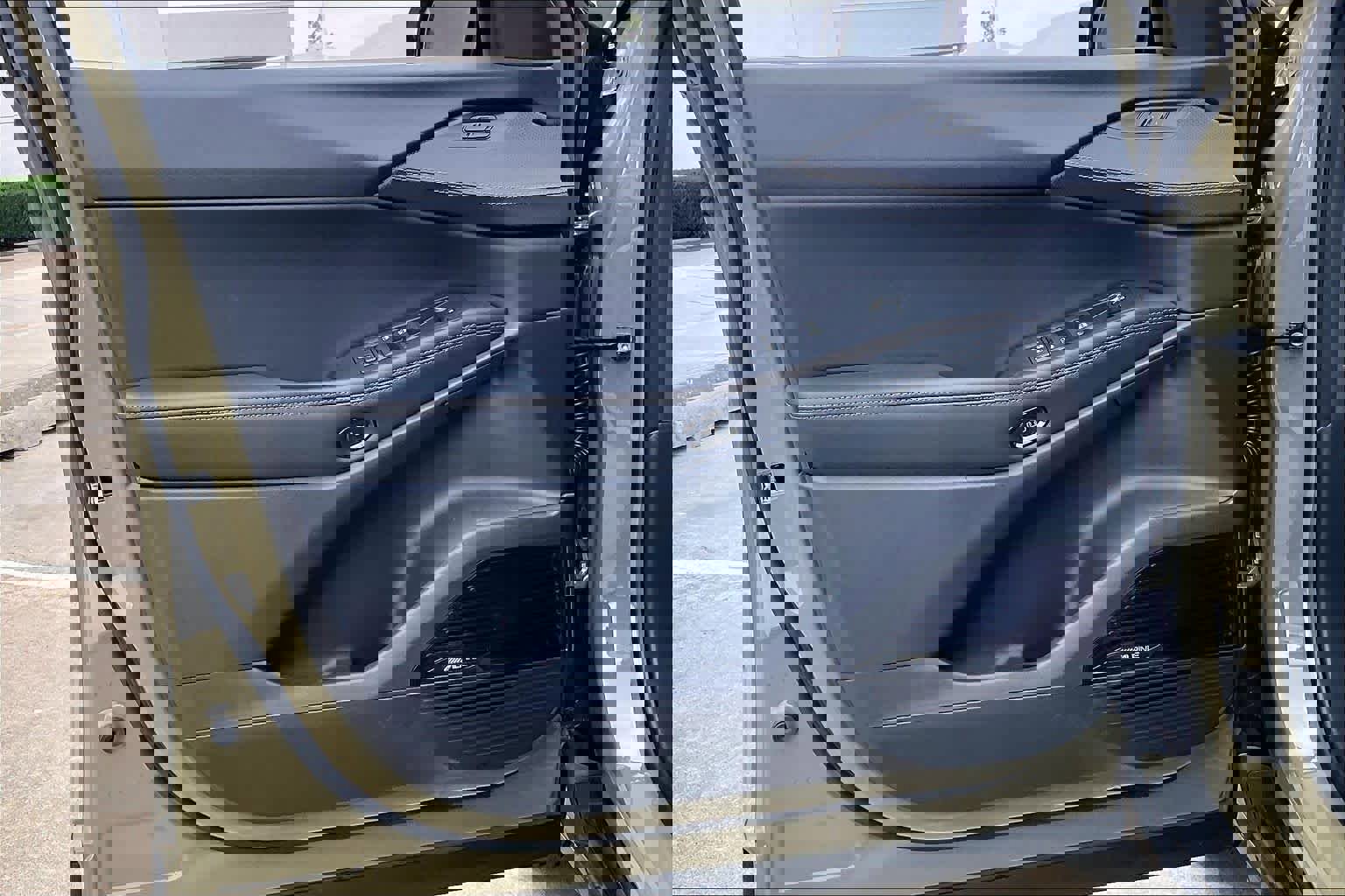 New 2026 Jeep Cherokee Overland w/ Advanced Pro Tech Group image 10