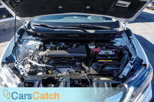 Used 2017 Nissan Rogue S image 37