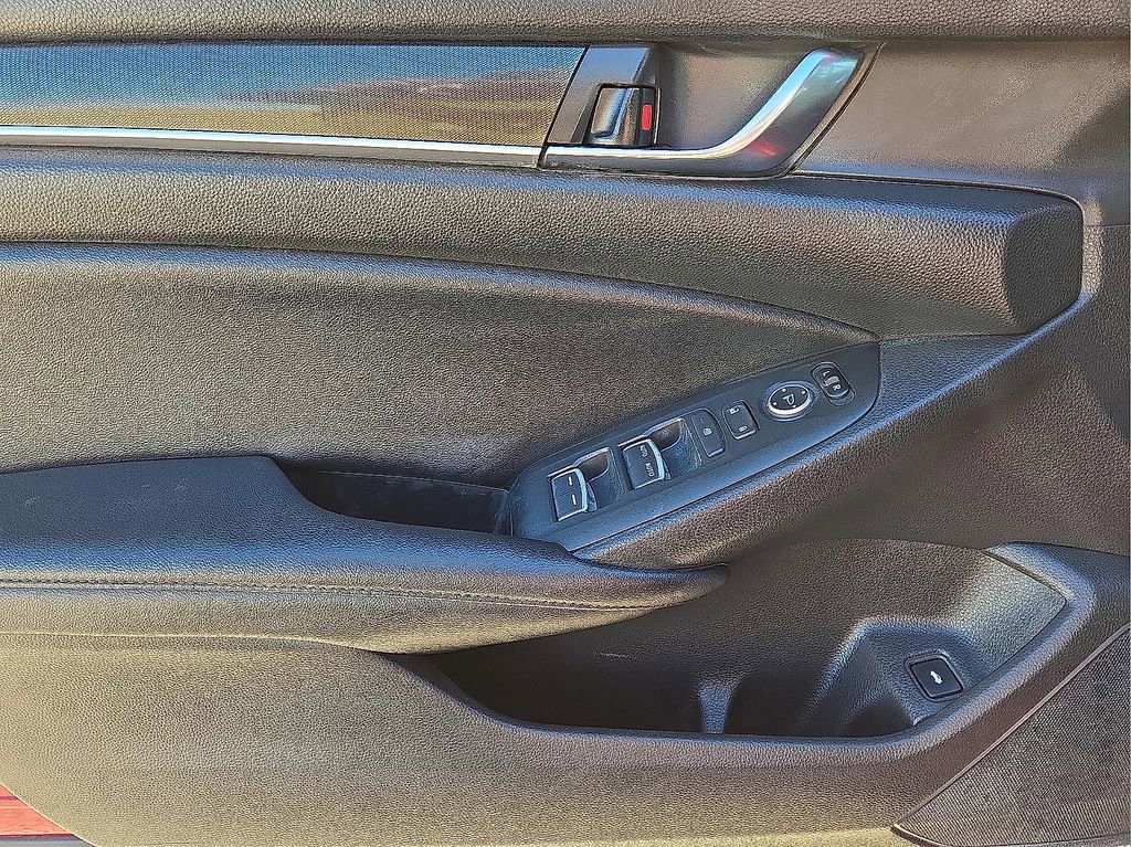 Used 2021 Honda Accord Sport image 21