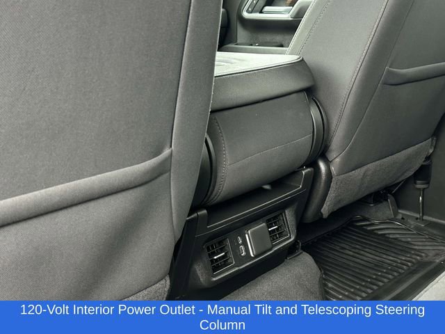 Used 2025 Chevrolet Silverado 2500 LT w/ Convenience Package image 18