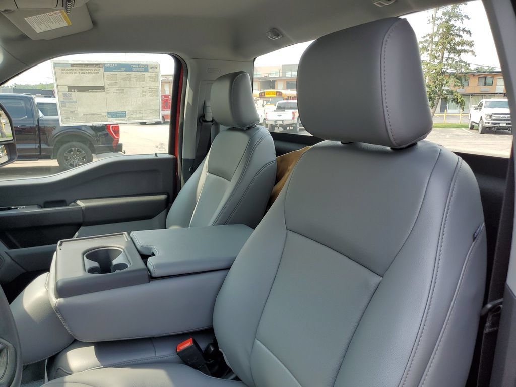 New 2026 Ford F550 2WD Regular Cab Super Duty image 17