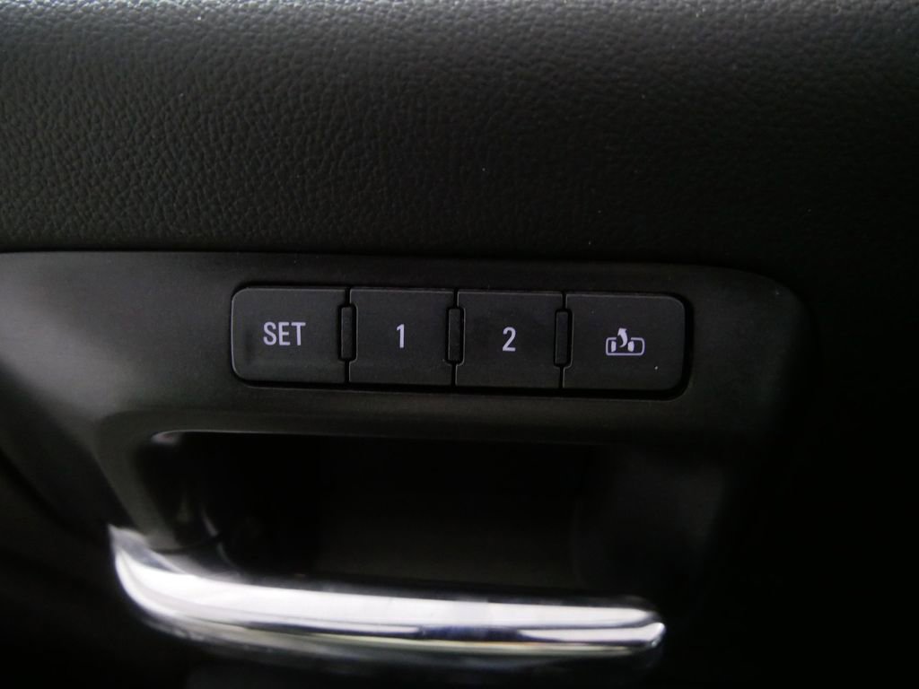 Used 2019 GMC Sierra 2500 Denali w/ Duramax Plus Package image 16