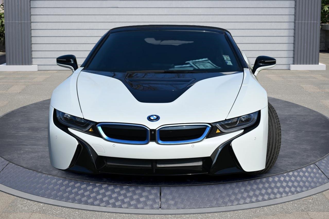 Used 2019 BMW i8 Roadster image 4