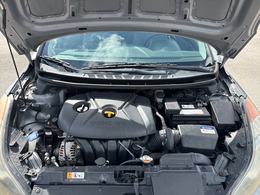 Used 2013 Hyundai Elantra FWD image 27