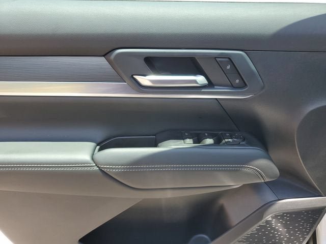 New 2026 GMC Terrain Elevation w/ Black Edition FWD image 17