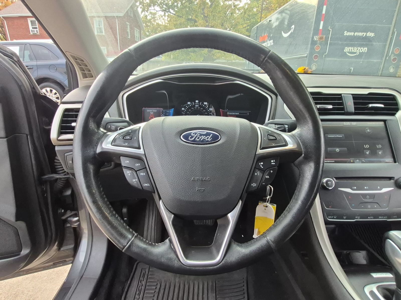 Used 2015 Ford Fusion SE w/ Equipment Group 202A FWD image 21