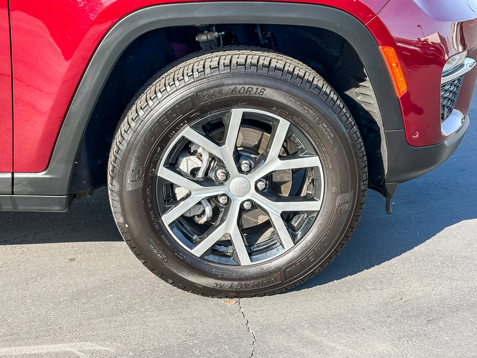 Used 2024 Jeep Grand Cherokee Limited w/ Luxury Tech Group II image 9