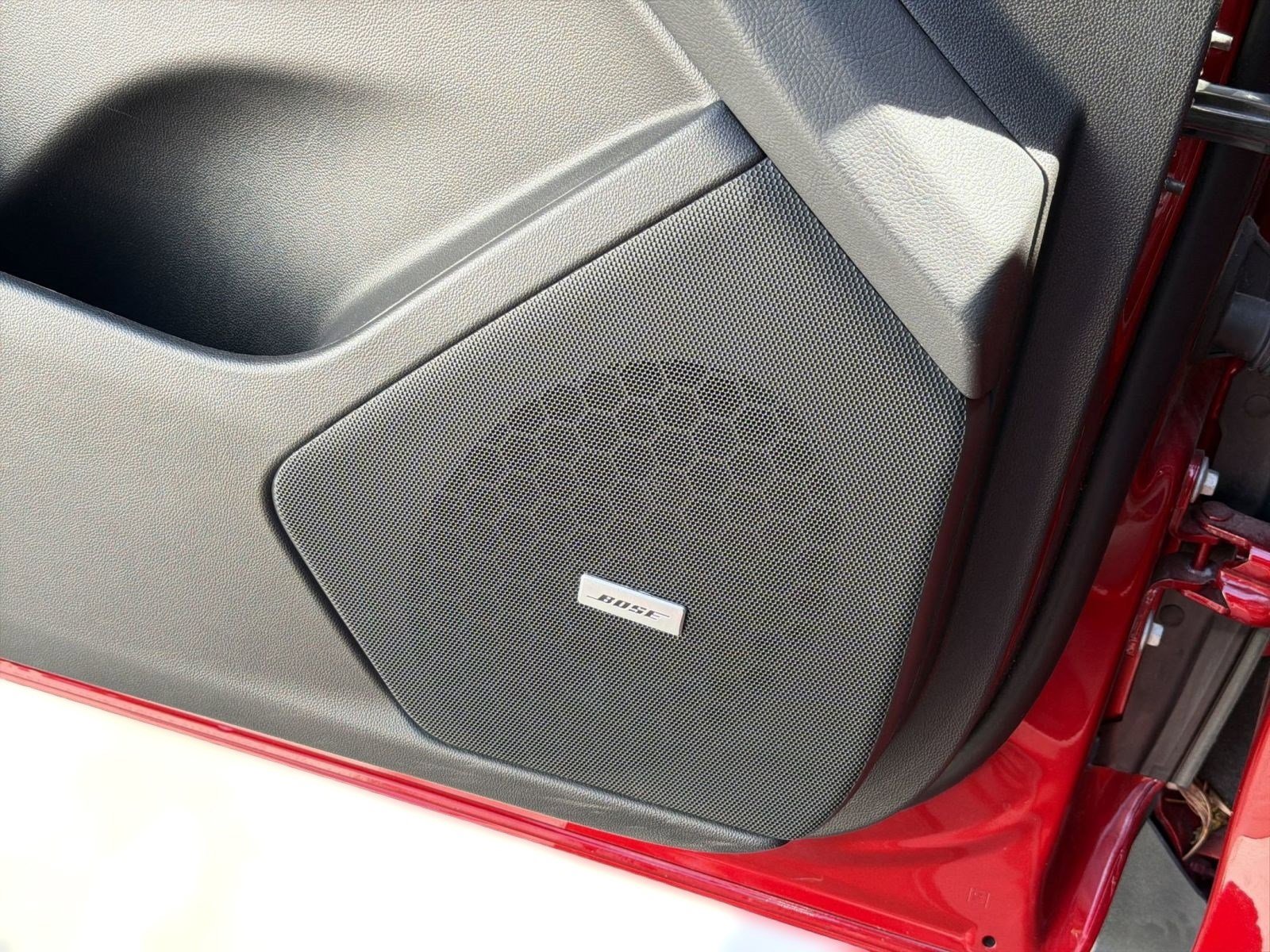 Certified 2024 Cadillac XT5 Luxury w/ LPO, Floor Liner Package FWD image 21