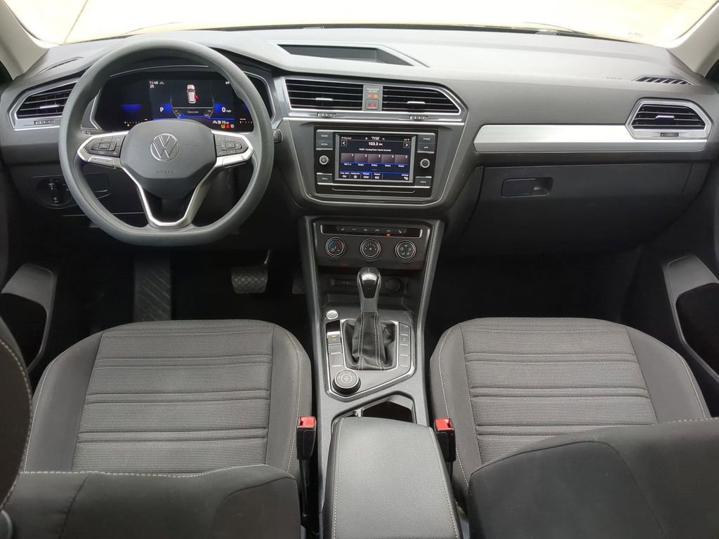 Used 2022 Volkswagen Tiguan S image 11