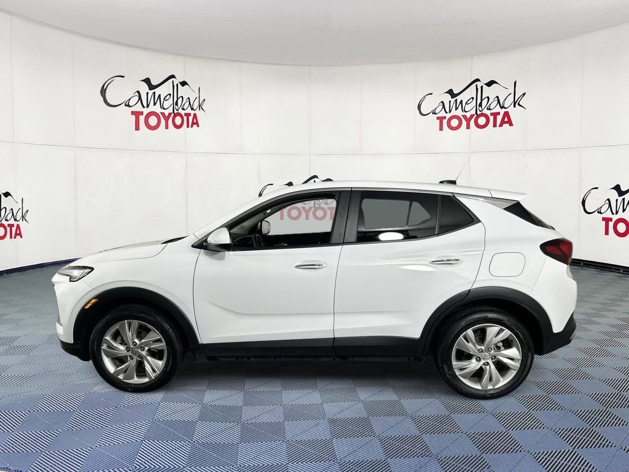Used 2025 Buick Encore GX Preferred image 4