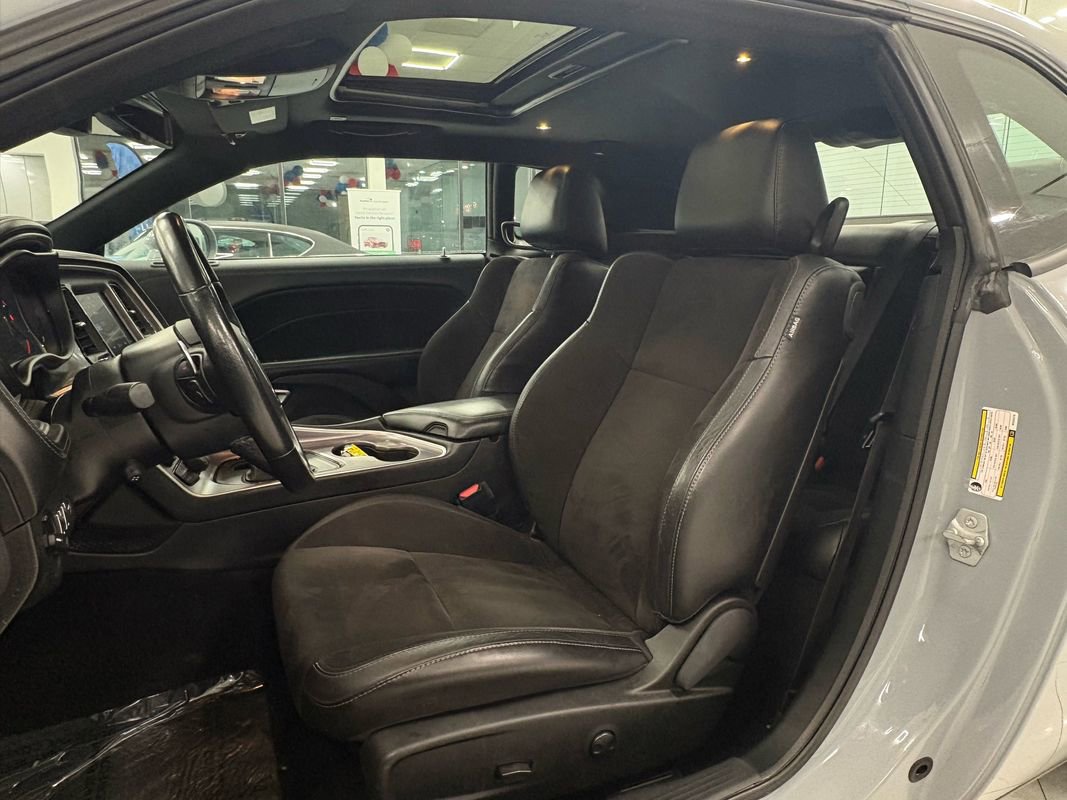 Used 2022 Dodge Challenger GT w/ Plus Package image 21