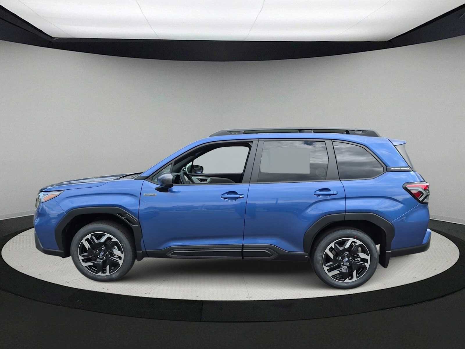 New 2026 Subaru Forester Touring AWD/4WD image 5