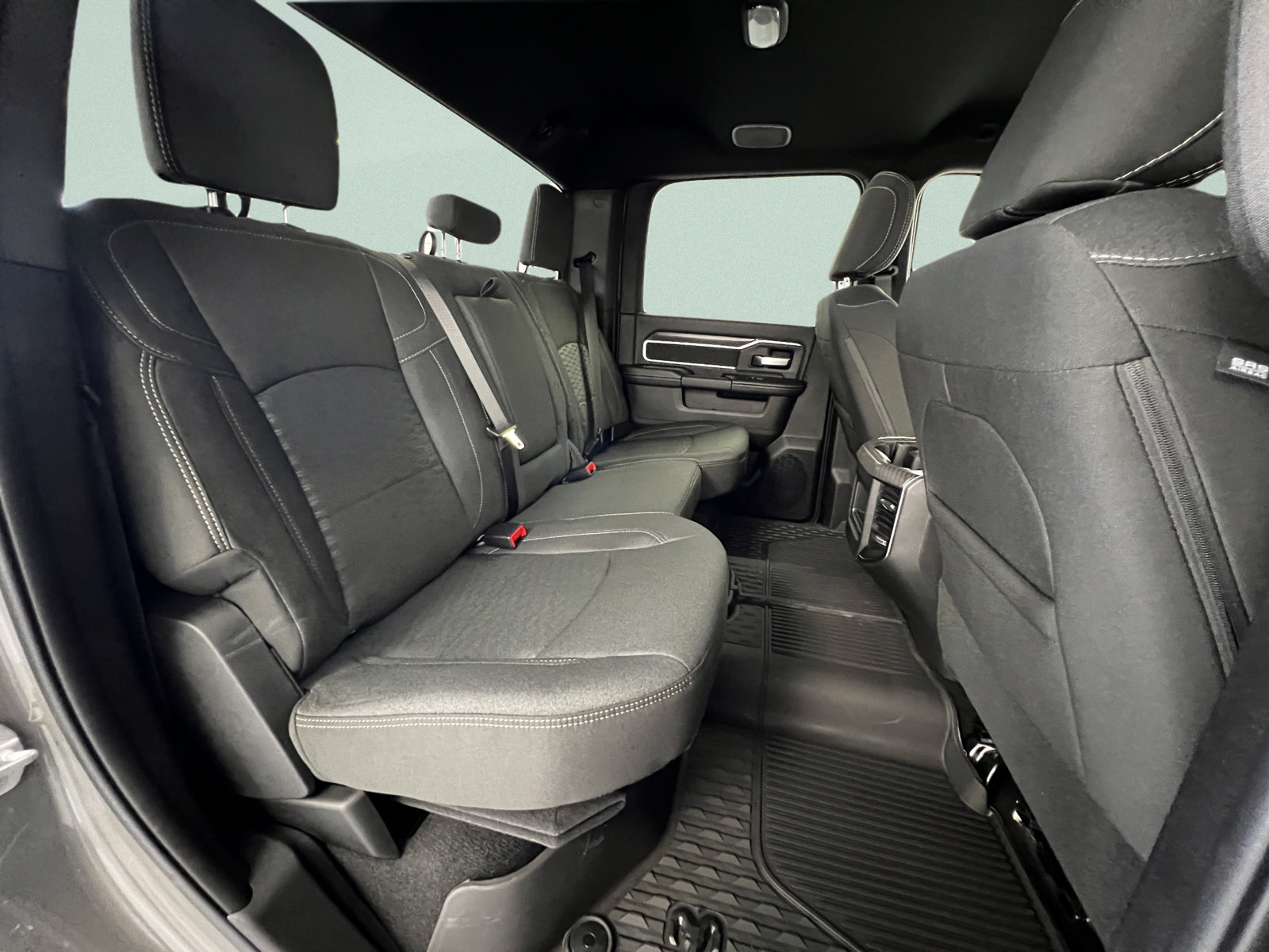 New 2027 RAM 3500 Big Horn AWD/4WD image 33