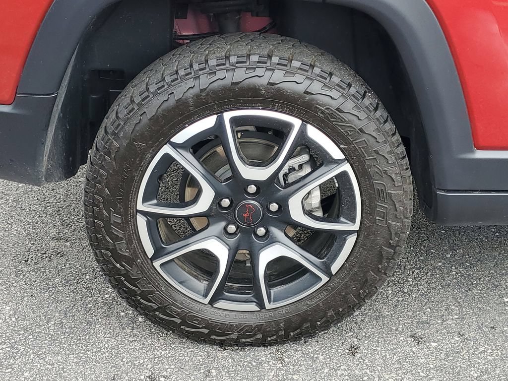 Certified 2025 Jeep Compass Trailhawk w/ Trailhawk Elite Group AWD/4WD image 5