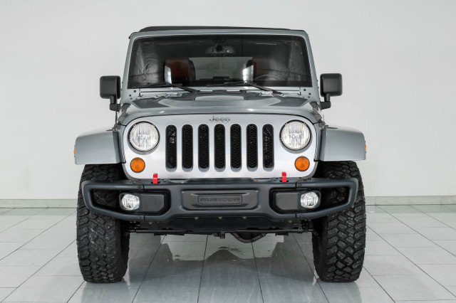 Used 2013 Jeep Wrangler Unlimited Rubicon image 3