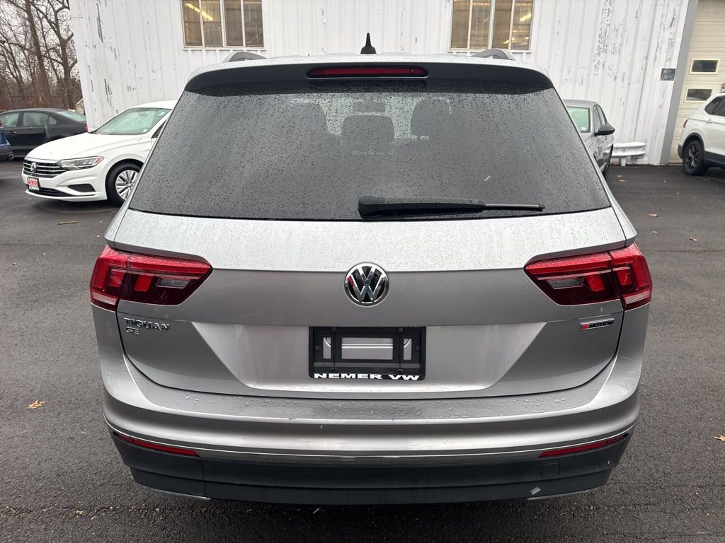 Used 2020 Volkswagen Tiguan SE image 5