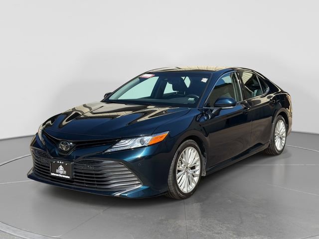 Used 2018 Toyota Camry XLE FWD image 8